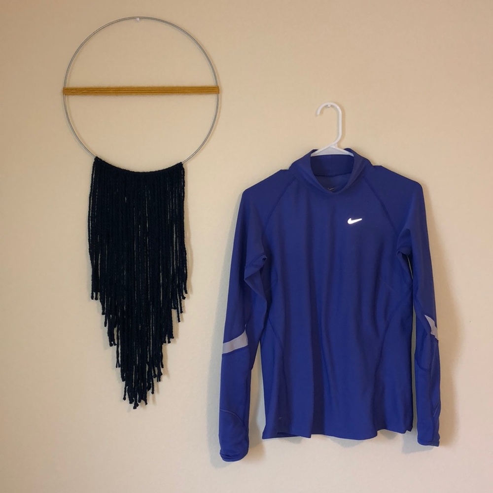 Nike Athletic Top 🌟